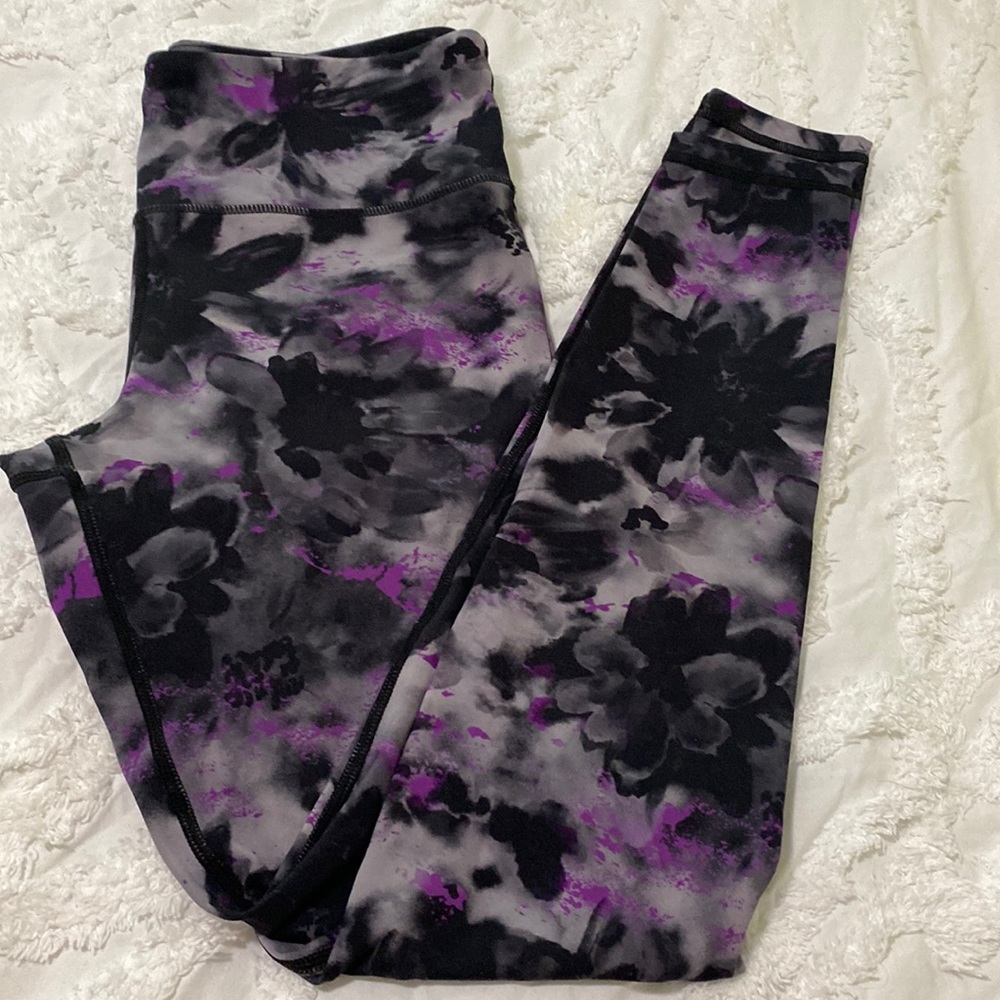 Zyia watercolor leggings